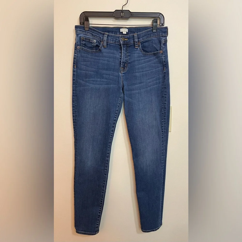 J. Crew Women’s Mid Rise Stretch Skinny Medium Wash Denim Jean Size 29/30